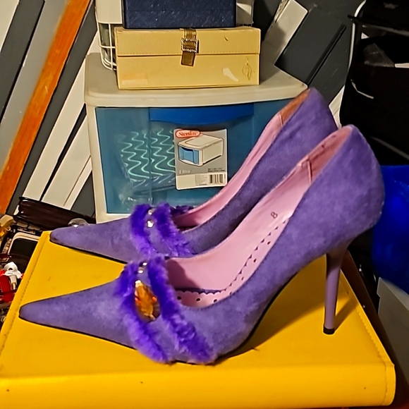 New Suede w/Fur Designer Shoes by Dangerous, Sz 8, Purple, Pointy Toe, 3" - Picture 4 of 11